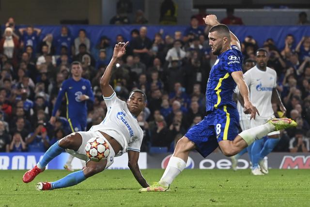 利拉德绝杀字母哥20+14 雄鹿终结火箭5连胜